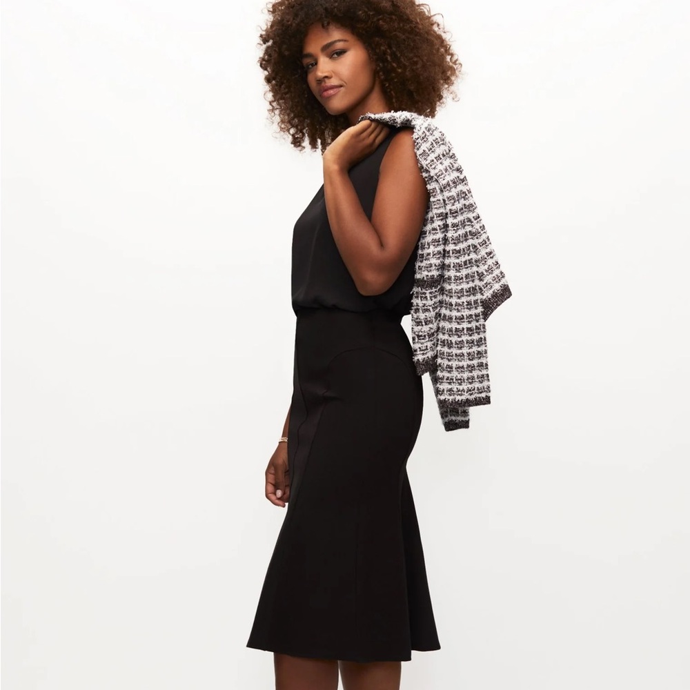 Laura Petite Topstitch Flared Skirt Black